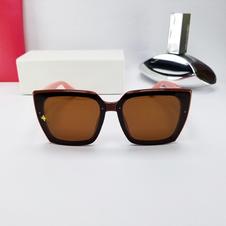 [HCM]Kính mat  nữ thời trang  - Mắt kính mát nữ tròng polaroide chống trầy chống vỡ  - Bảo hành 12 tháng - Mắt kính full hộp