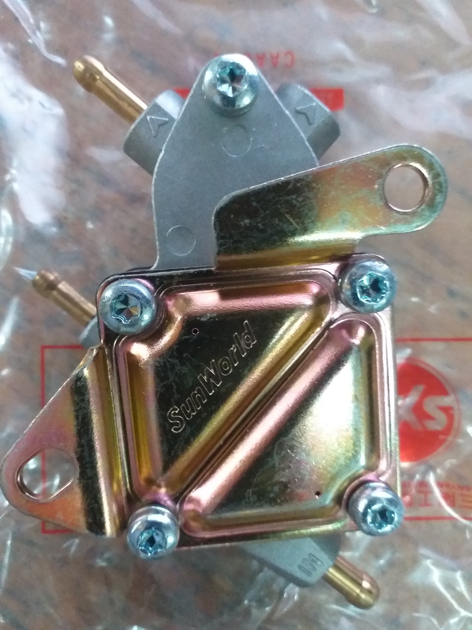 BỘ BƠM XĂNG XE TAY GA SHAKR SYM