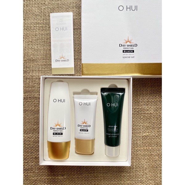 Set chống nắng day shield perfect sun black/ red spf 50+/ pa++++