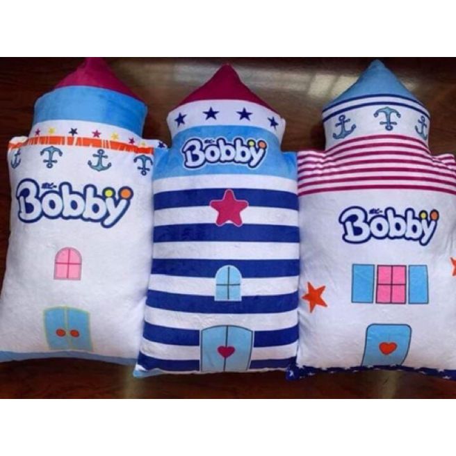 Gối nhồi bông hình lâu đài, quà tặng Bobby