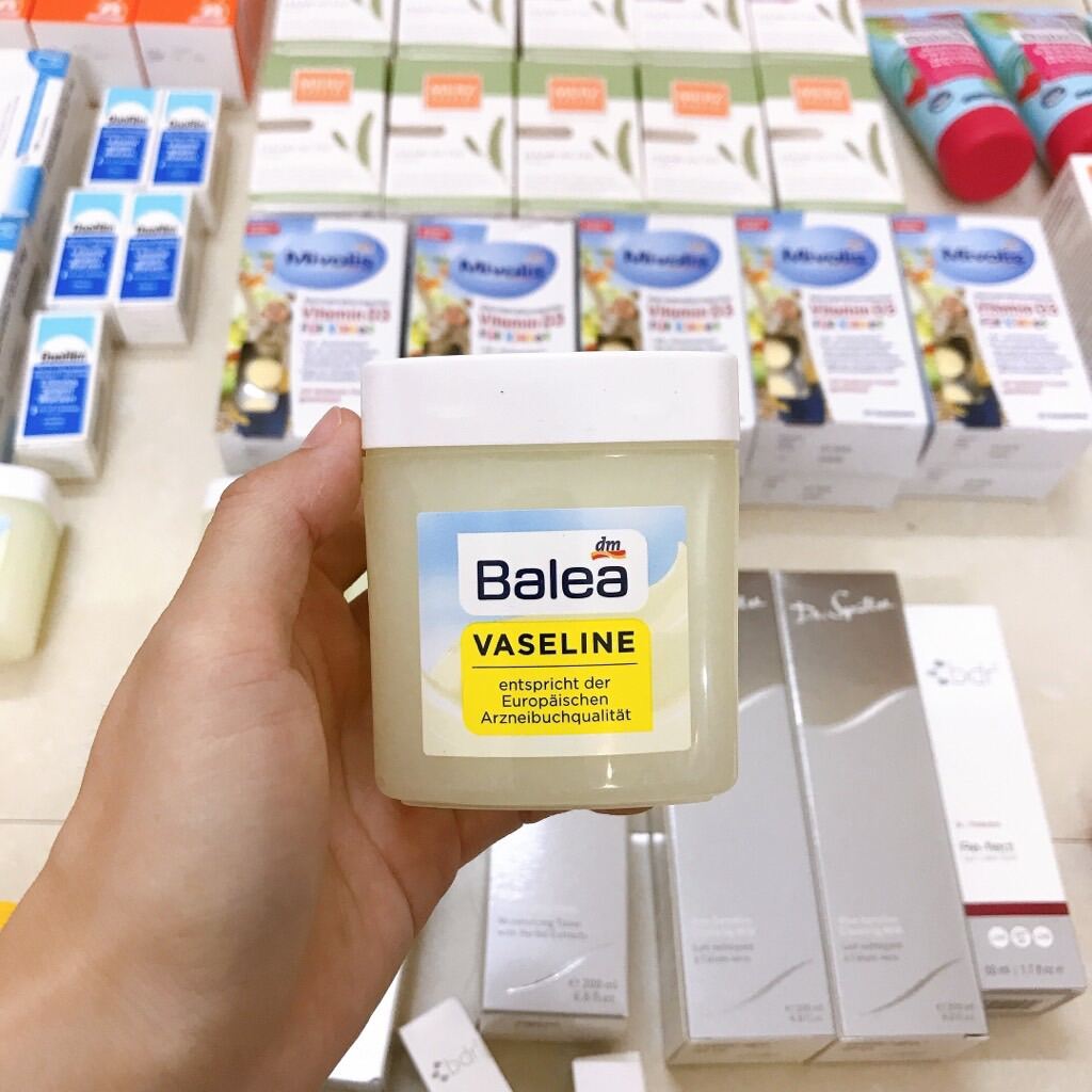 - kem dưỡng chống nẻ vaseline balea - 125ml