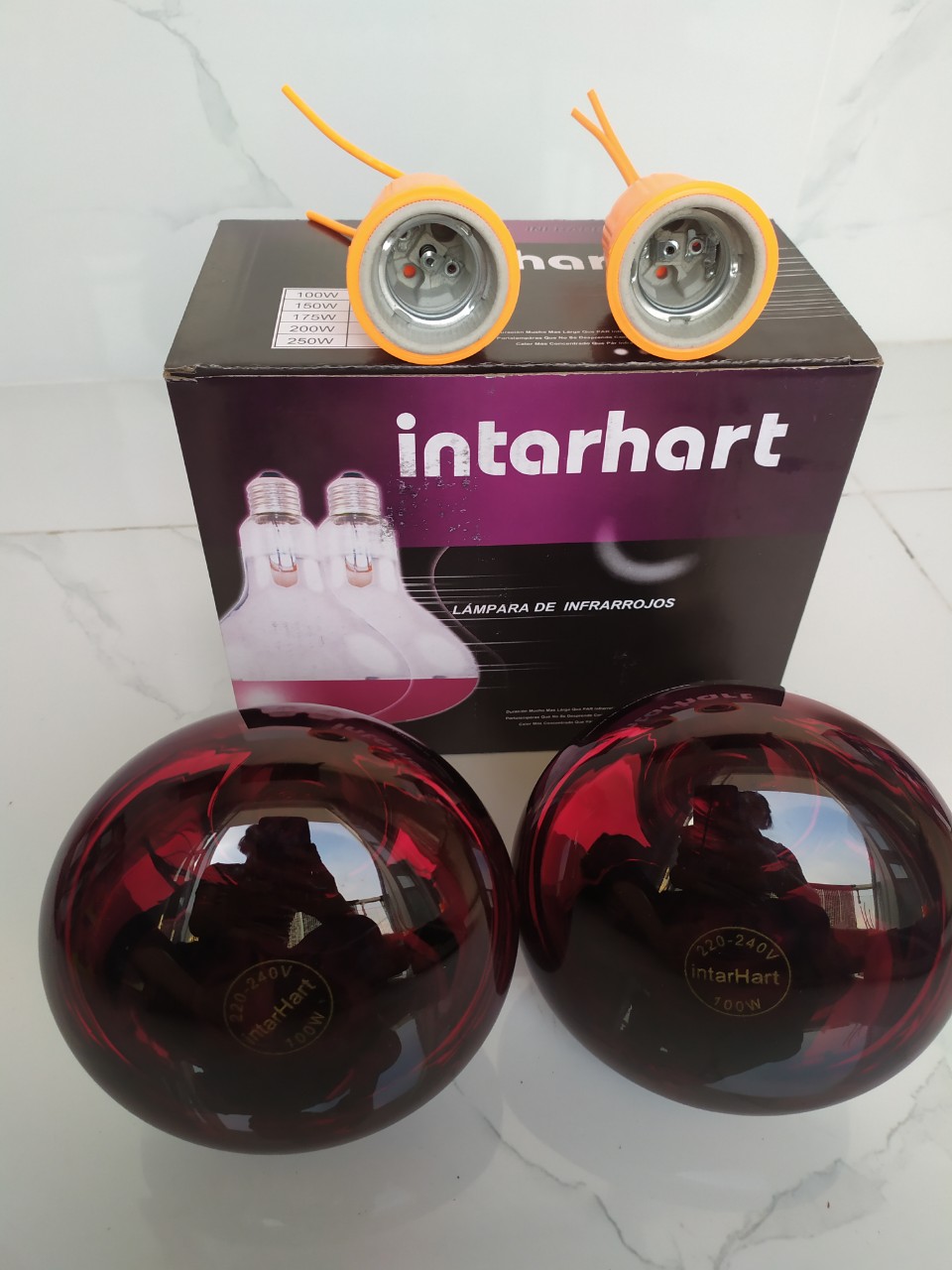 Combo 2 bóng hồng ngoại Interheat 100W tặng kèm 2 đui sứ có dây cao cấp (Loại 1) đồ điện giá sỉ
