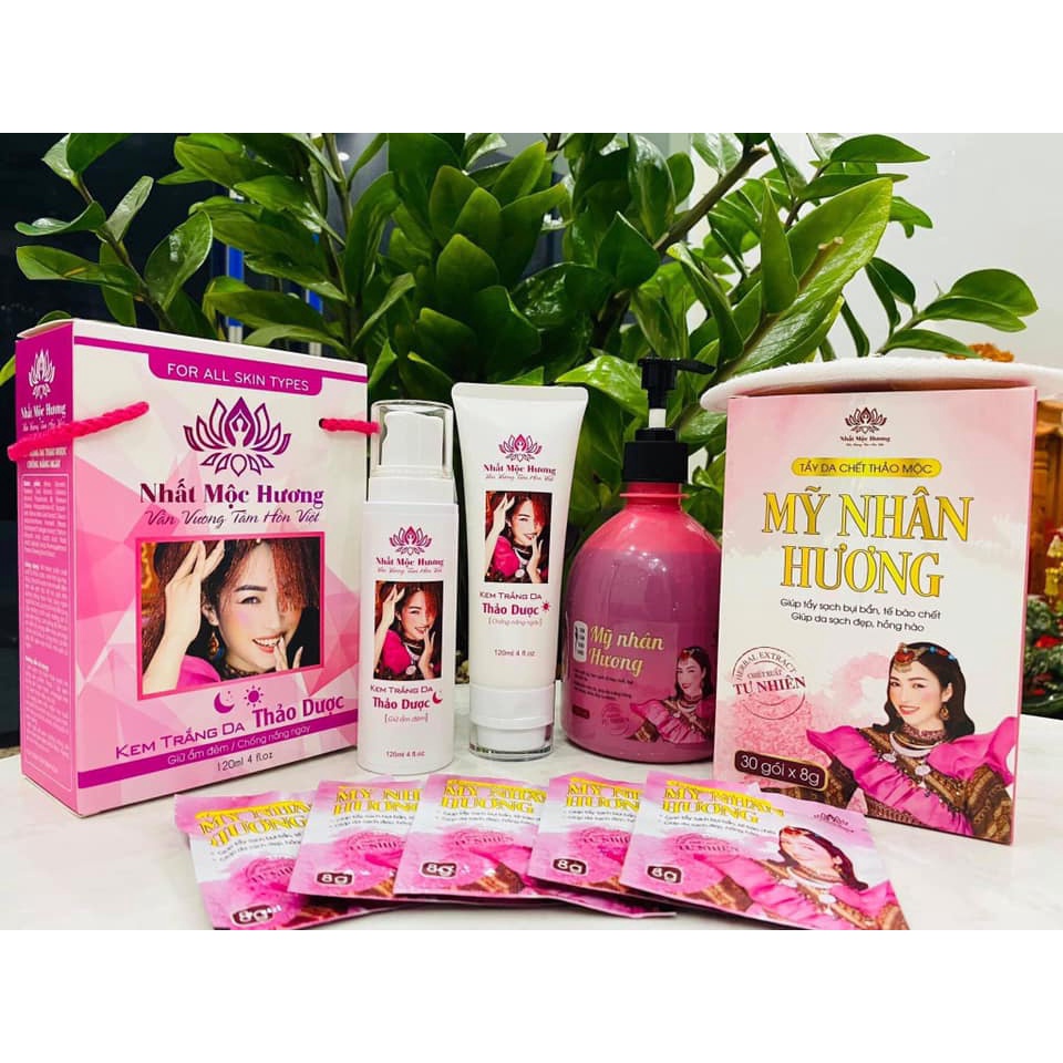 Bột Rửa Mặt Mỹ Nhân Hương - Bột Rửa Mặt Thảo Mộc Nhất Mộc Hương 8gr [Lẻ 1 gói]