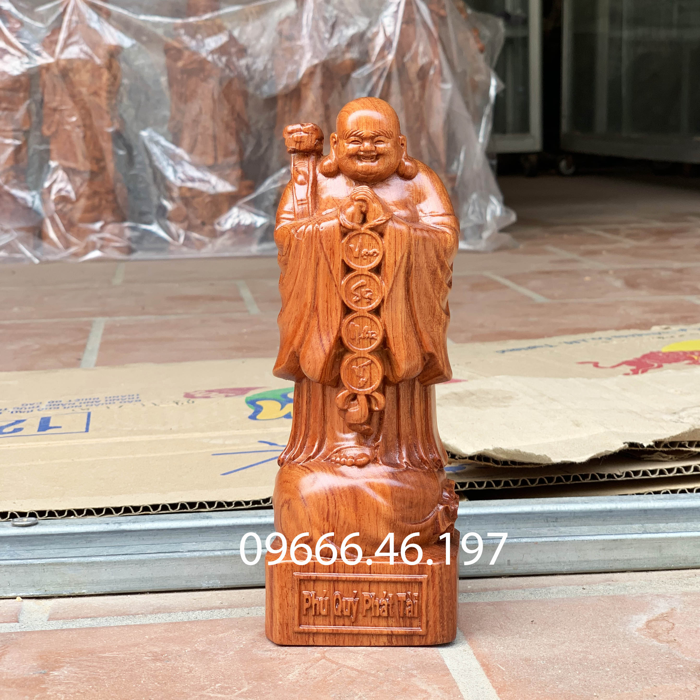 Tượng phật di lặc vạn sự như ý cao 20cm->40cm chất liệu gỗ hương