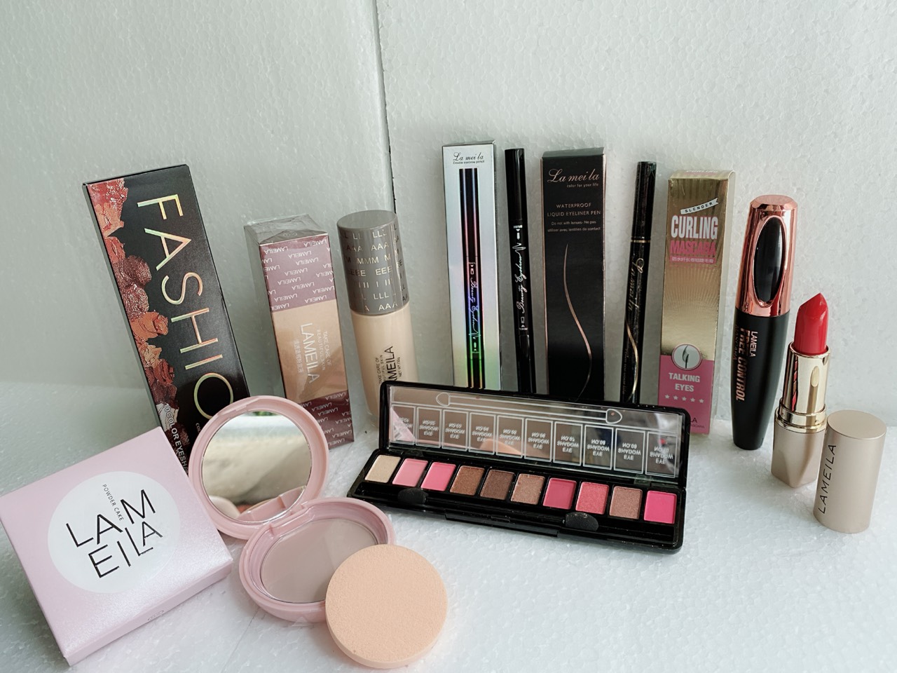 Set 7 món trang điểm LAMEILA cuối năm đại hạ giá