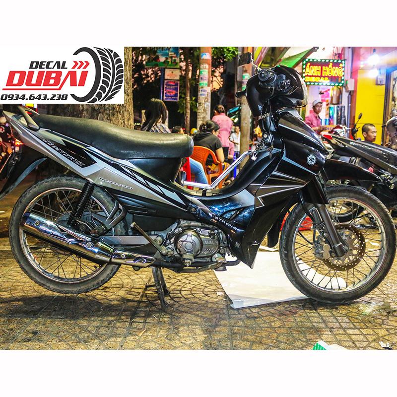 Tem Trùm Xe Jupiter Đen Bạc Thể Thao