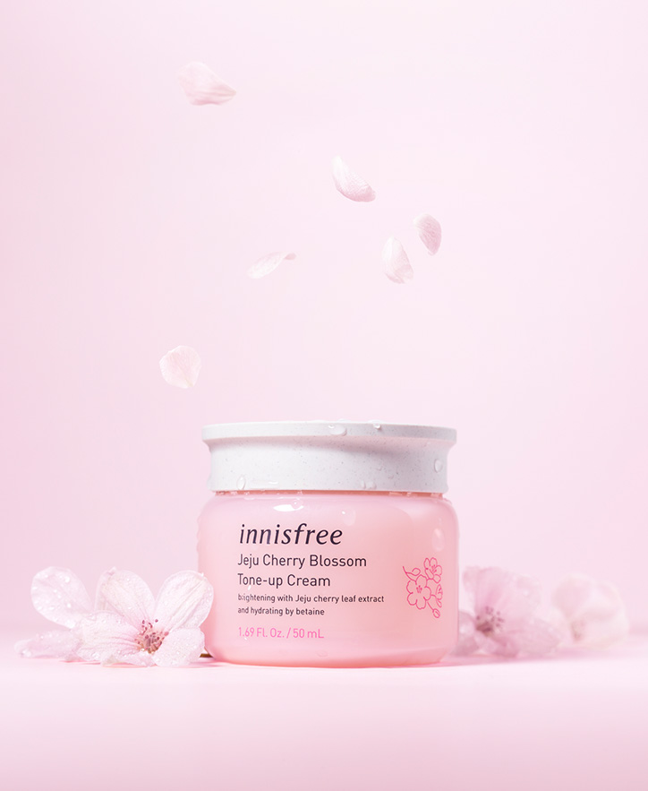 Kem Dưỡng Da Dạng Sữa Innisfree Jeju Cherry Blossom Tone-Up Cream 50ml