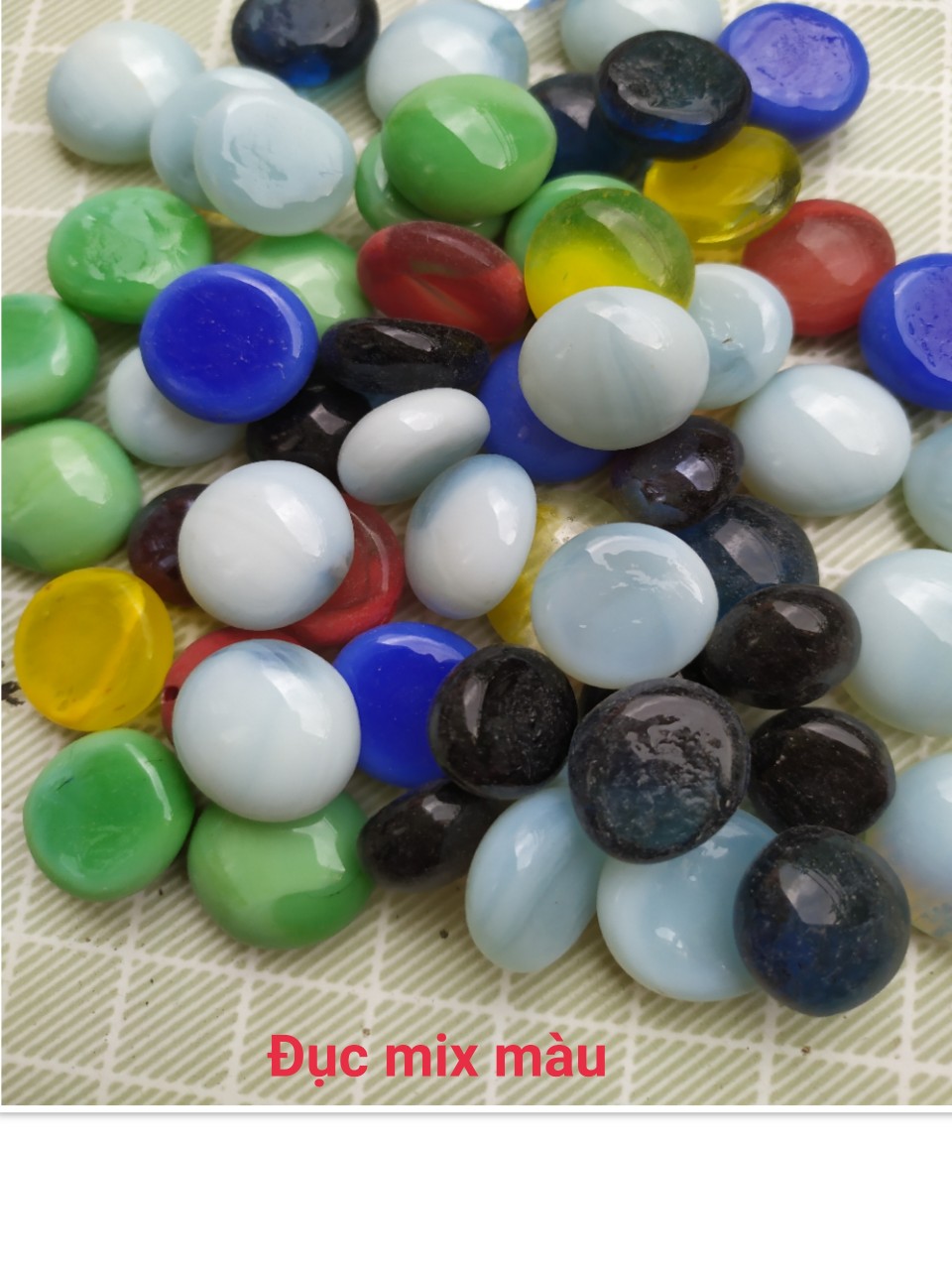 [HCM Chọn loại]]Sỏi Thủy Tinh  Trang Trí Hồ Cá-Bể Cá Hòn Non Bộ Tiểu Cảnh- 300g.