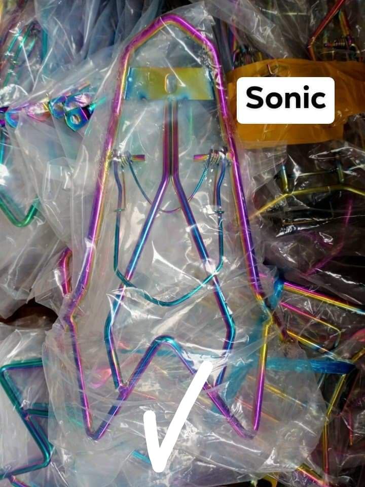 Ba ga titan gắn xe sonic