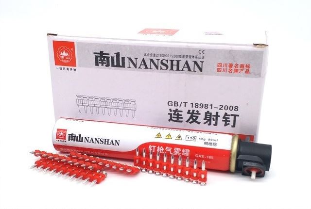 Đinh bê tông dài 2.2cm  hộp 1000 cái + chai khí dài 165mm
