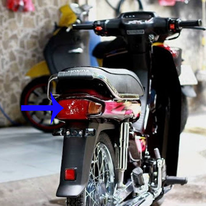 Nắp đèn hậu xe DREAM LÙN - chụp nhựa đèn hậu xe DREAM LÙN phu tùng xe máy