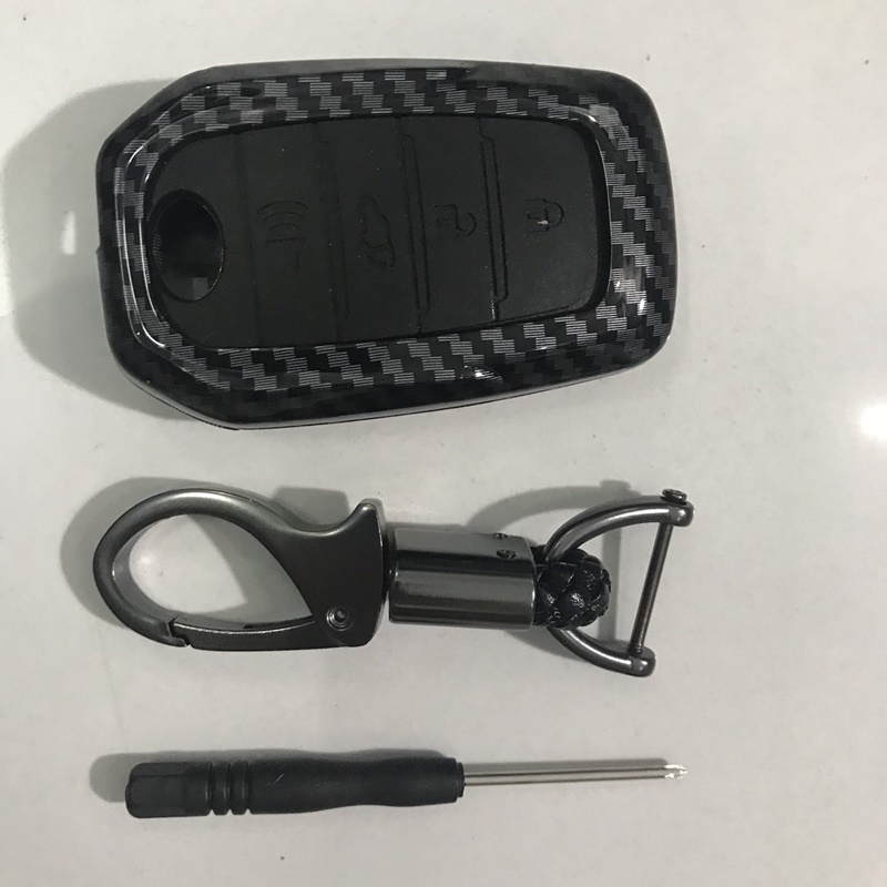 Bao da chìa khóa, ốp khóa vân carbon, bọc chìa khóa, móc khóa ô tô dùng riêng cho xe Toyota fortuner, Innova, Camry