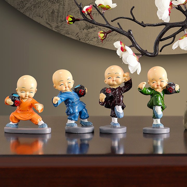 Bộ tượng 4 chú tiểu múa túy quyền. dùng trang trí xe hơi, làm tiểu cảnh, để bàn làm việc
