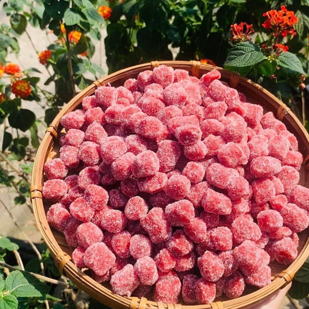 [Bánh mứt Tết 2022] Hộp 500g Kẹo mứt dâu tây. Đặc sản Đà Lạt. bánh kẹo ăn vặt ngon shop HàThủy (túi 200g- hộp 500g)