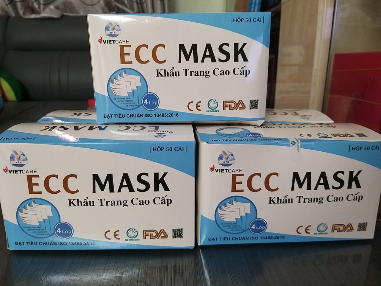 [HCM]HỘP 50 CÁI KHẨU TRANG Y TẾ ECC MASK  CÔNG NGHỆ KHÁNG KHUẨN 4 LỚP