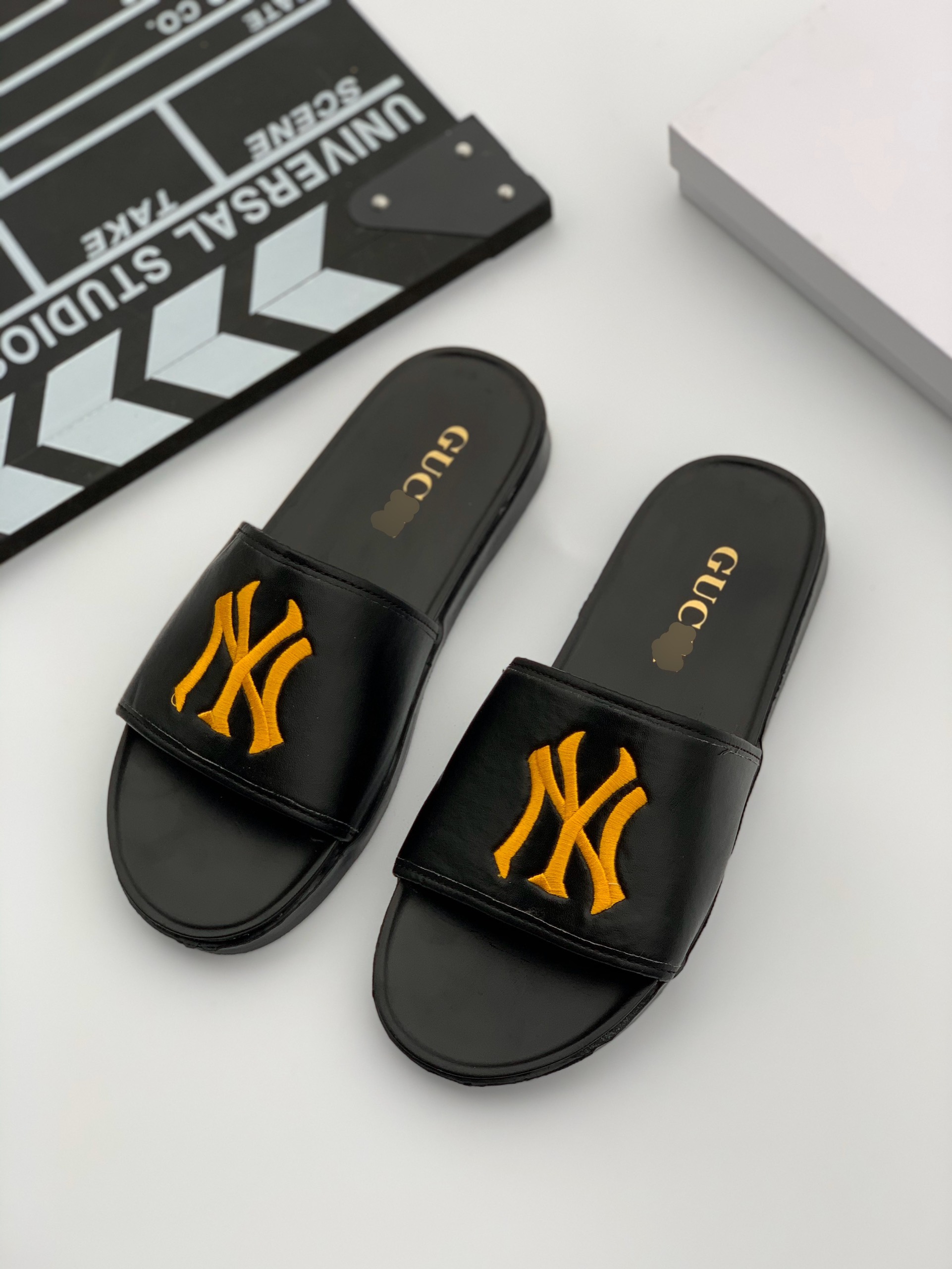 (HOT HEF 2020) Dép thời trang cao cấp NY Thêu chữ Vàng đế hộp cực xịn