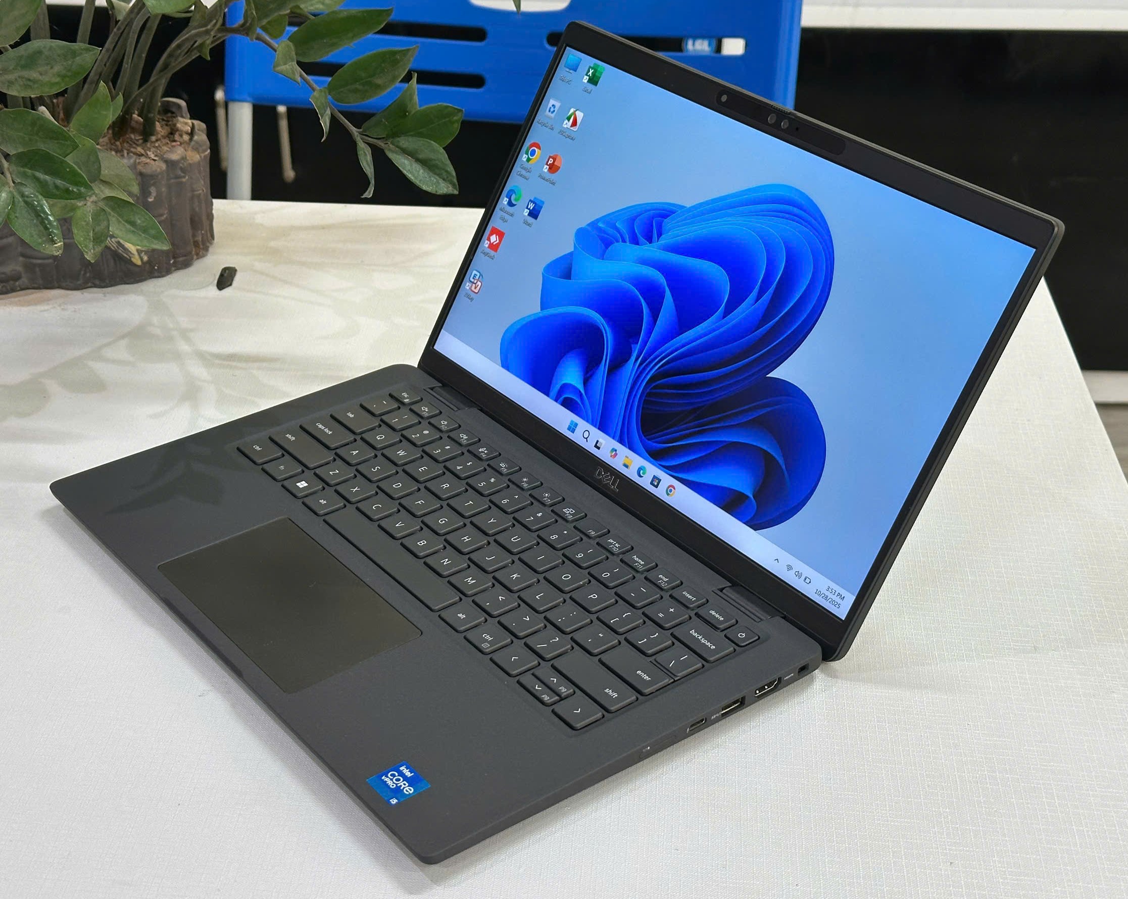 Laptop Dell Latitude 7320 Carbon Core I7-1185G7 Ram 16 Ssd 512 13.3 Inch Full Hd Giá 8,350,000 Đồng*Miễn phí vận chuyển