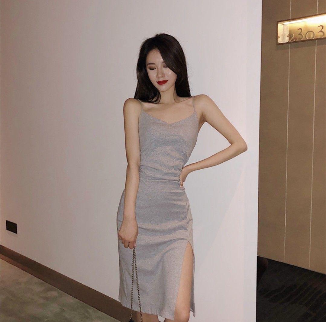 Đầm body 2 dây xẻ đùi sexy quyến rũ, thun lụa đẹp 13D11 ( XÁM  )