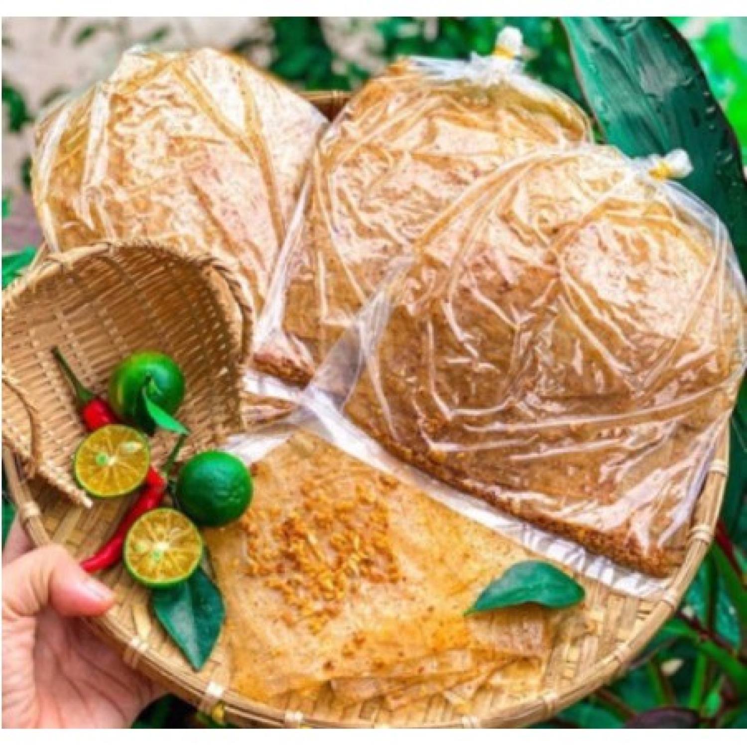 1 bịch bánh tráng xike