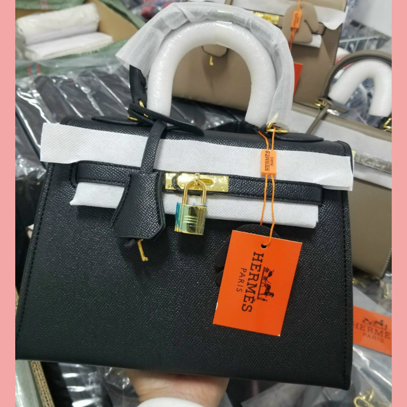 Túi Xách NữTúi Xách H.M size 25cm kèm dây đeo chéo da mềm Khoá Vàng Mã T49