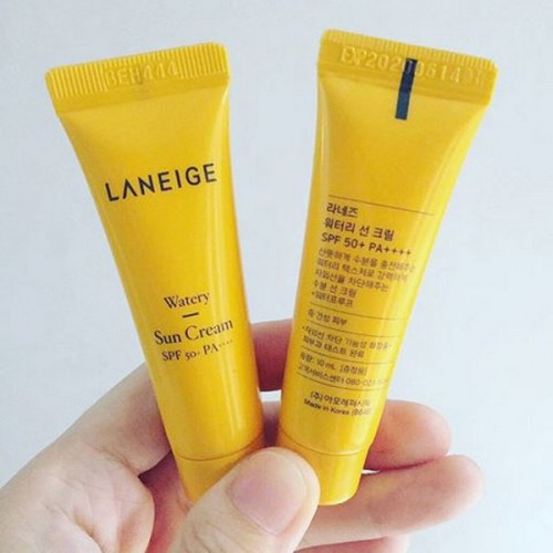 Kem chống nắng Laneige dưỡng ẩm Watery SPF50++ 10ml