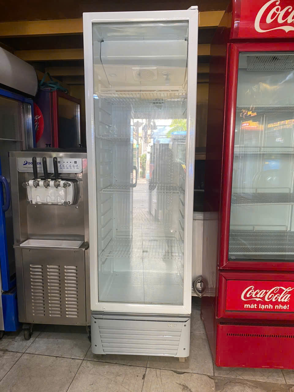 tủ mát hiệu alaska 1 cửa dung tích 450l mới 90%