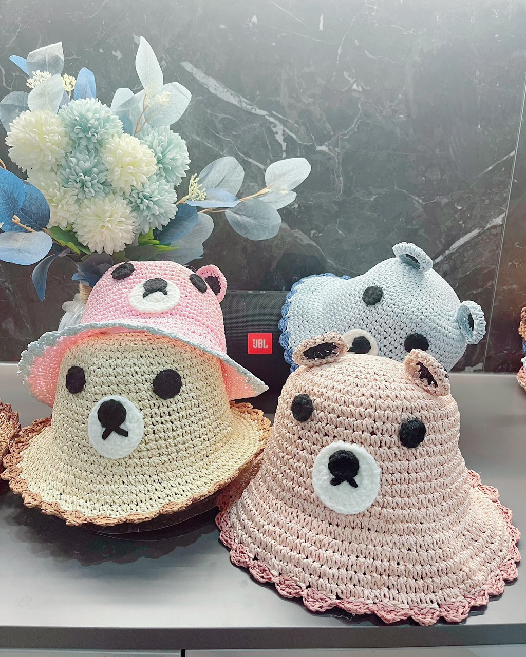 Mũ cói rộng vành hình mặt gấu hàng Quảng Châu cao cấp siêu yêu cho bé hình thật (1-4 tuổi)