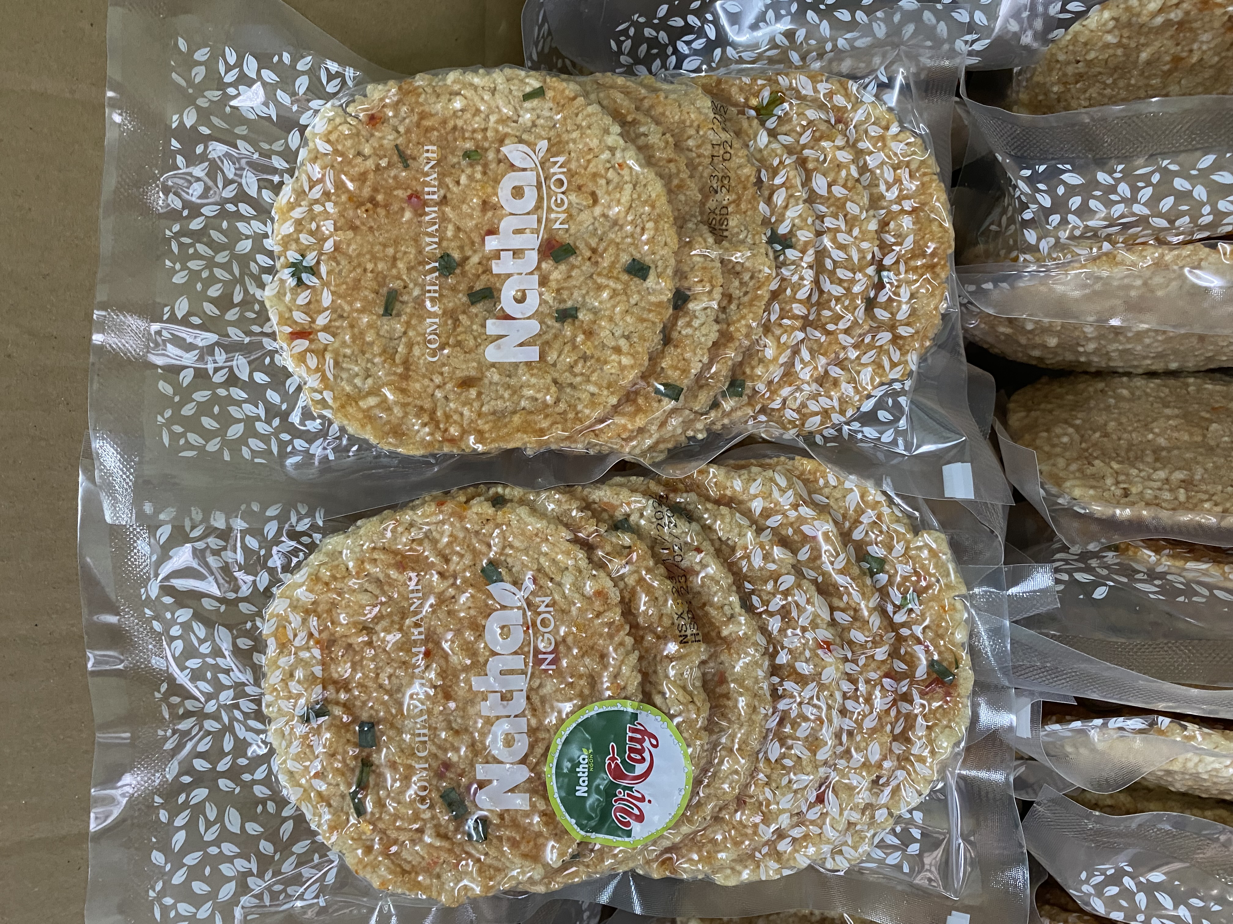 Cơm cháy mắm hành Natha Ngon