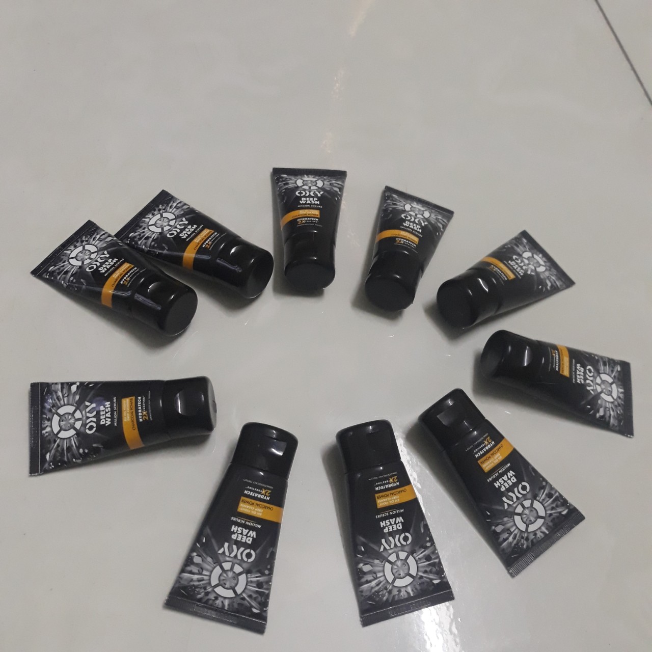 Sữa rửa mặt oxy 25g | hkm hiền nguyễn