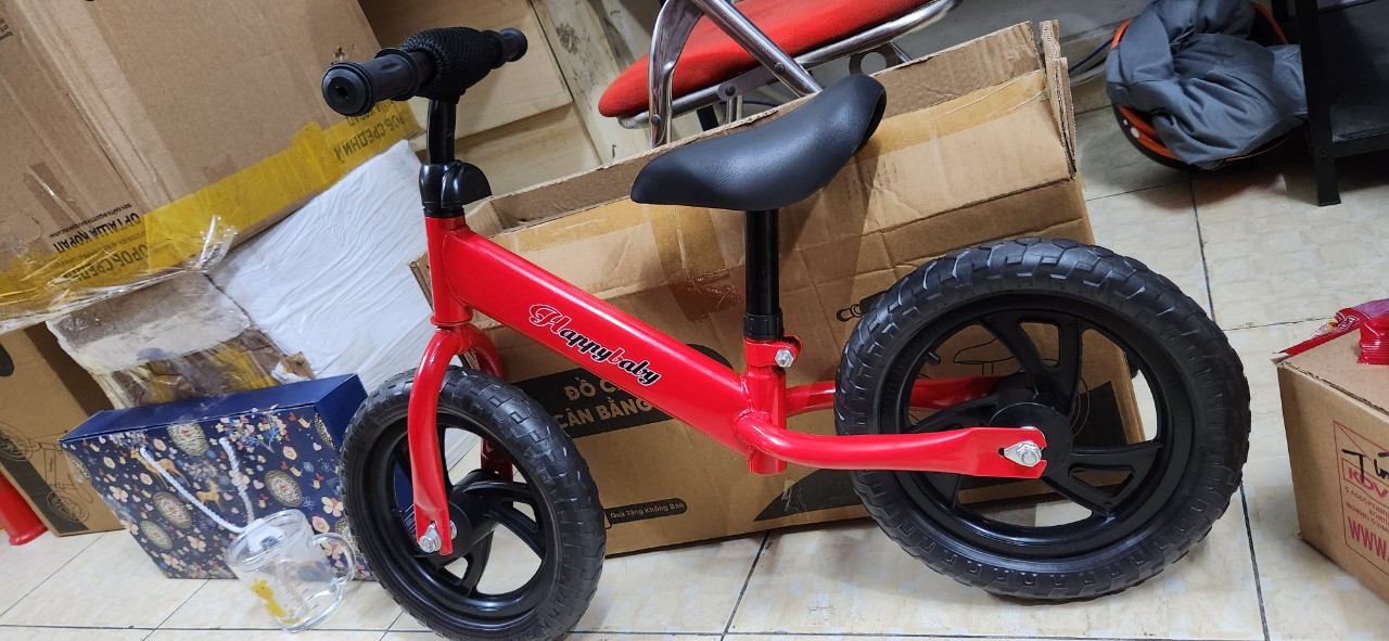 Xe đạp thăng bằng 2 bánh cho bé