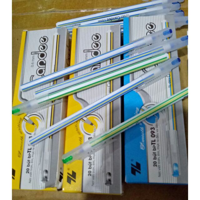 Hộp 20 bút nến thiên long 093
