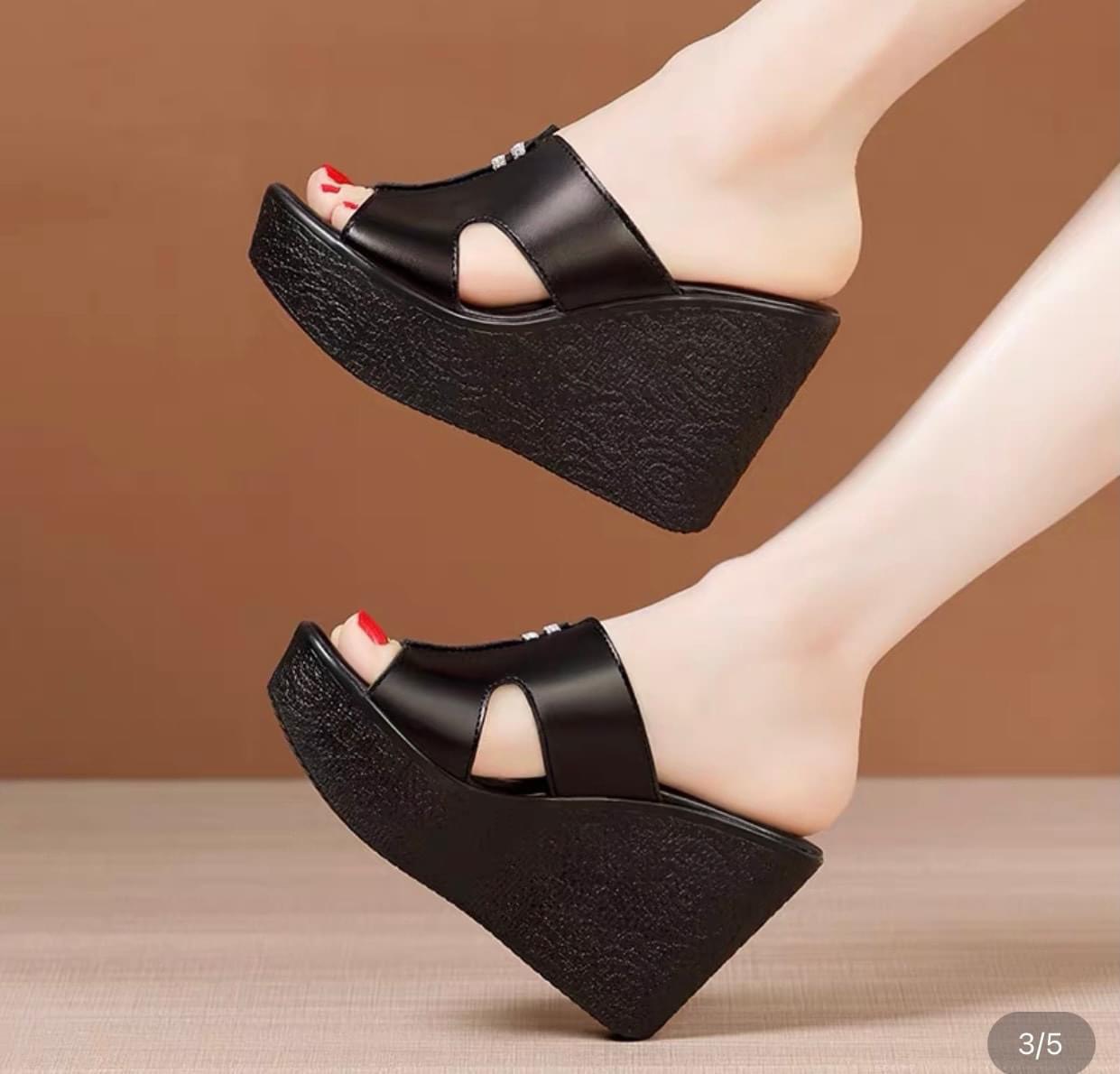 Dép xuồng quai da khoét cao cấp 10p đính ngọc