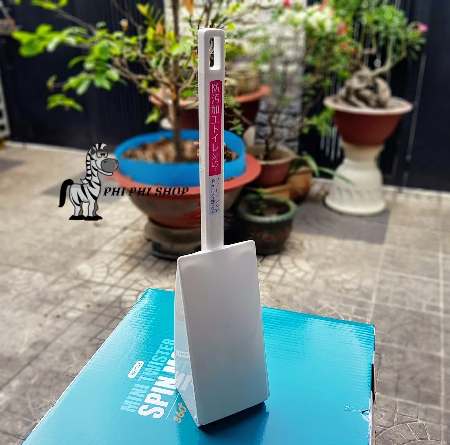Bàn chải chà toilet có hộp đựng Lock&Lock VTP-06W