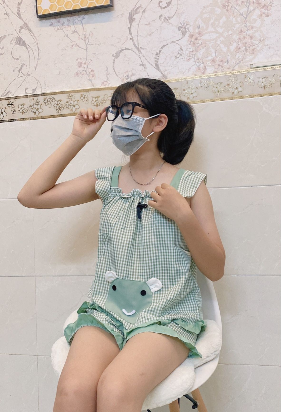 đồ bộ nữ mặc nhà mẫu đùi caro phối túi trước y hình chất liệu kate lụa size dưới 50kg mặc đẹp