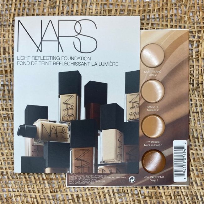 Sample Kem nền NAARS Light Reflecting Advanced Skincare Foundation 4 Ô