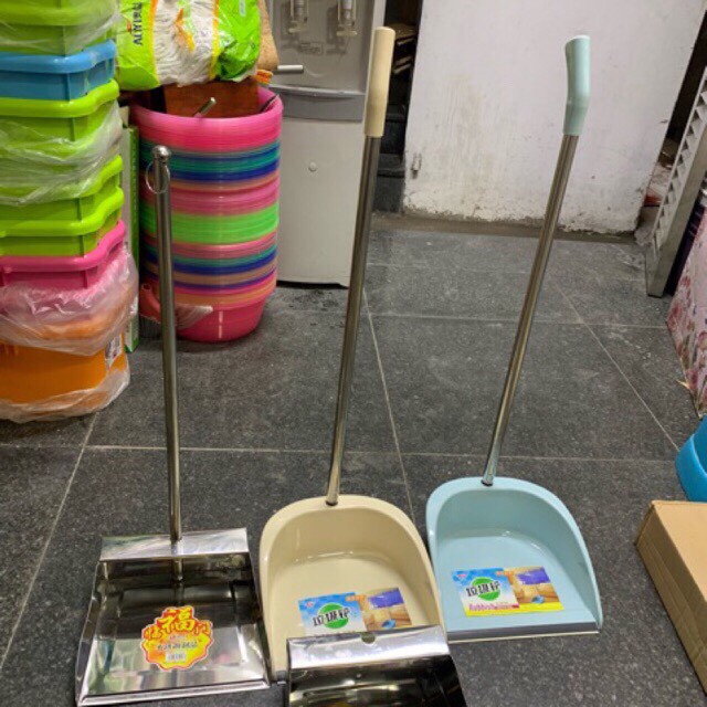 Xẻng Hót Rác Cán Dài Bằng Inox