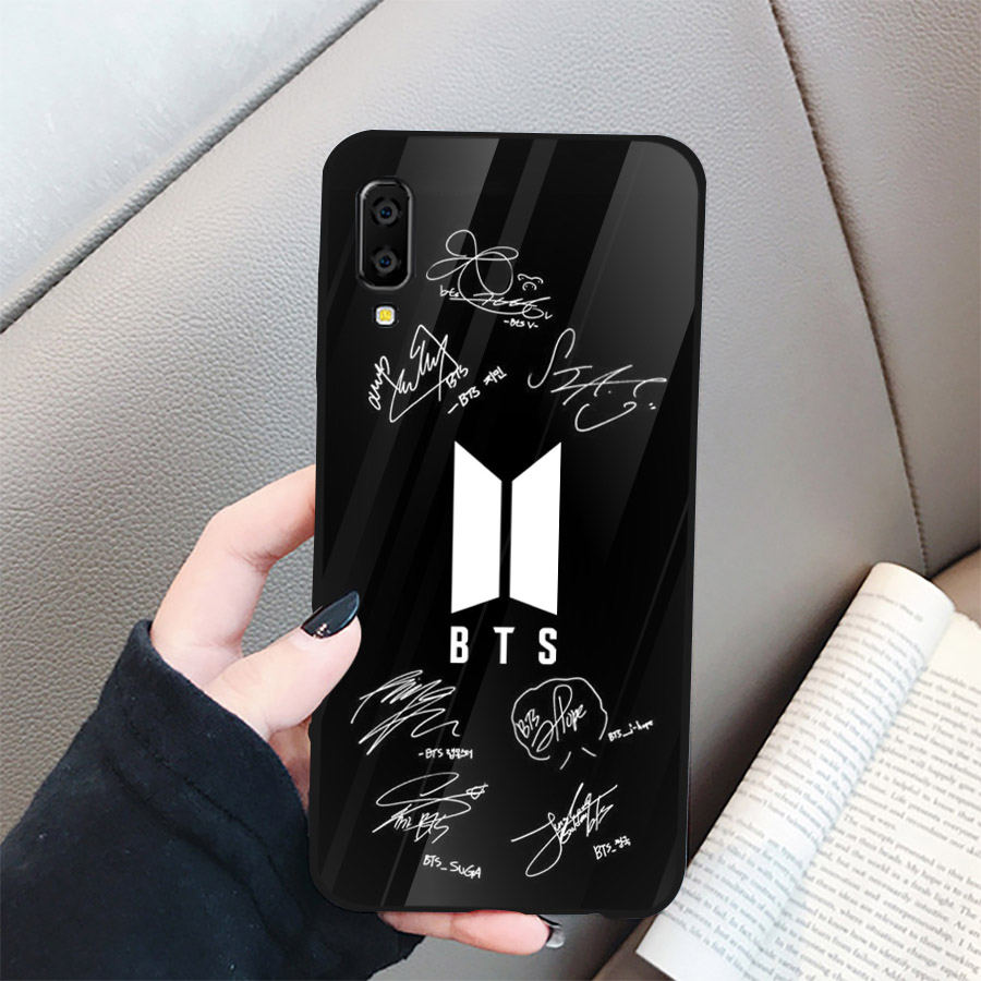 Ốp điện thoại kính cường lực cho máy Samsung Galaxy A10/M10 - BTS và chữ ký MS ACOTU013