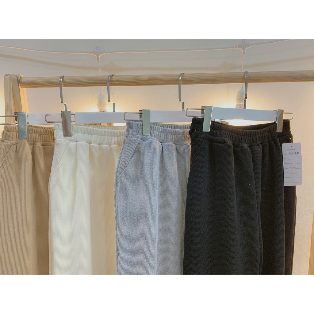 Quần jogger nữ ống rộng bo gấu chất nỉ nhung tăm dày dặn