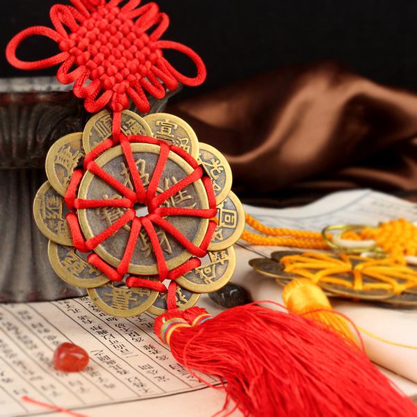 Dây treo xe hơi đồng tiền xu may mắn