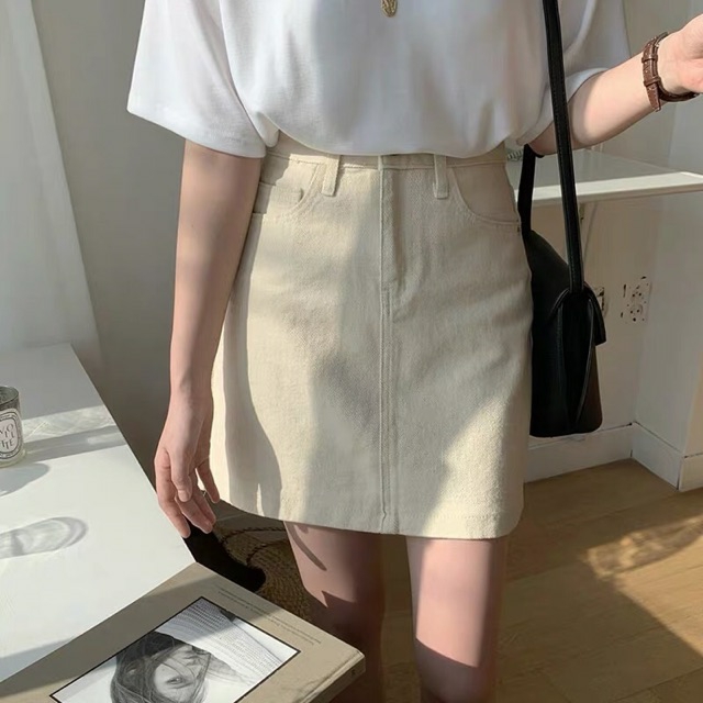 chân váy A lưng cao kèm quần trong chất kaki cá tính