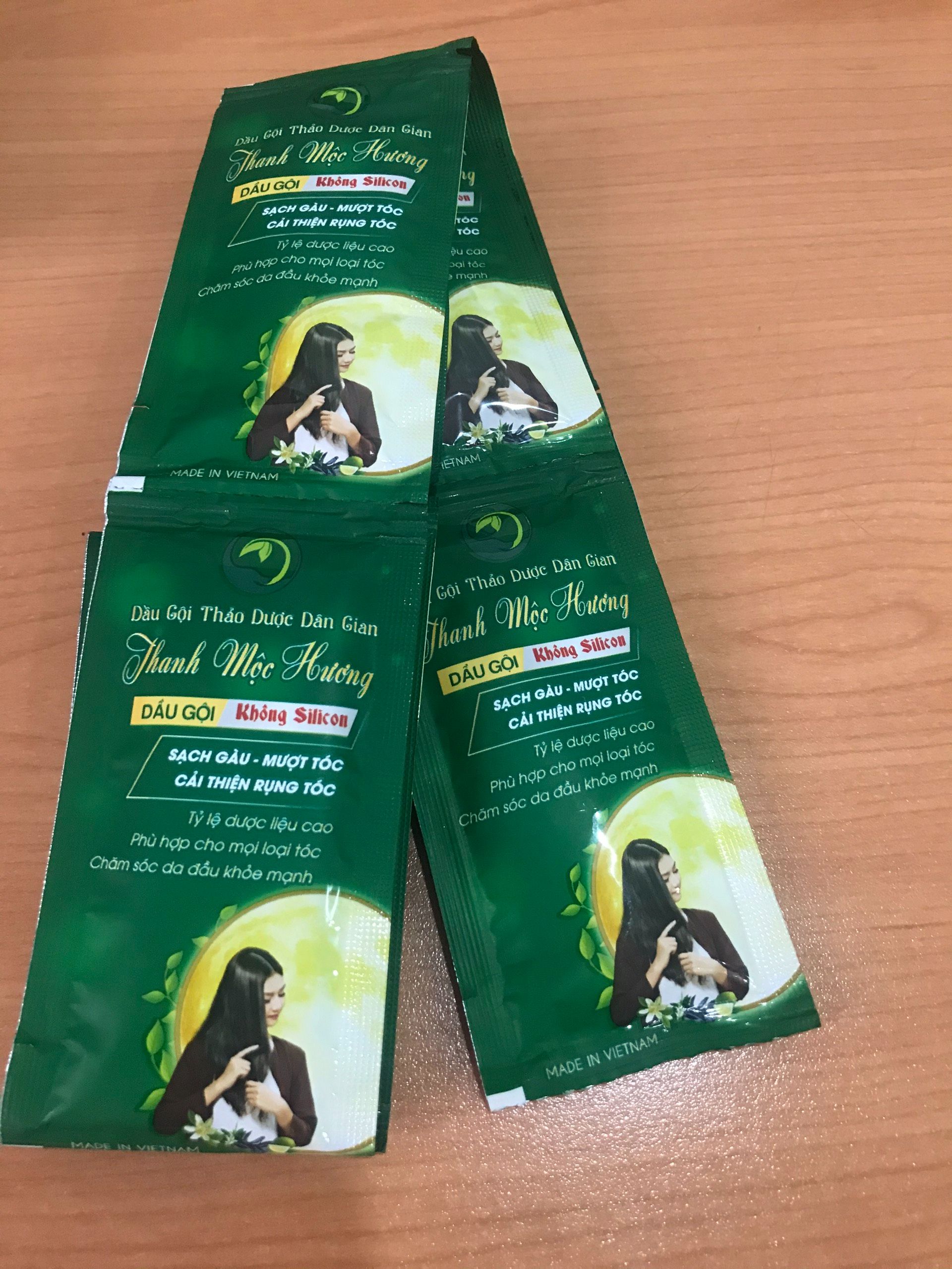 Dầu gội thảo dược thanh mộc hương Gói nhỏ dùng thử 8g- AN001