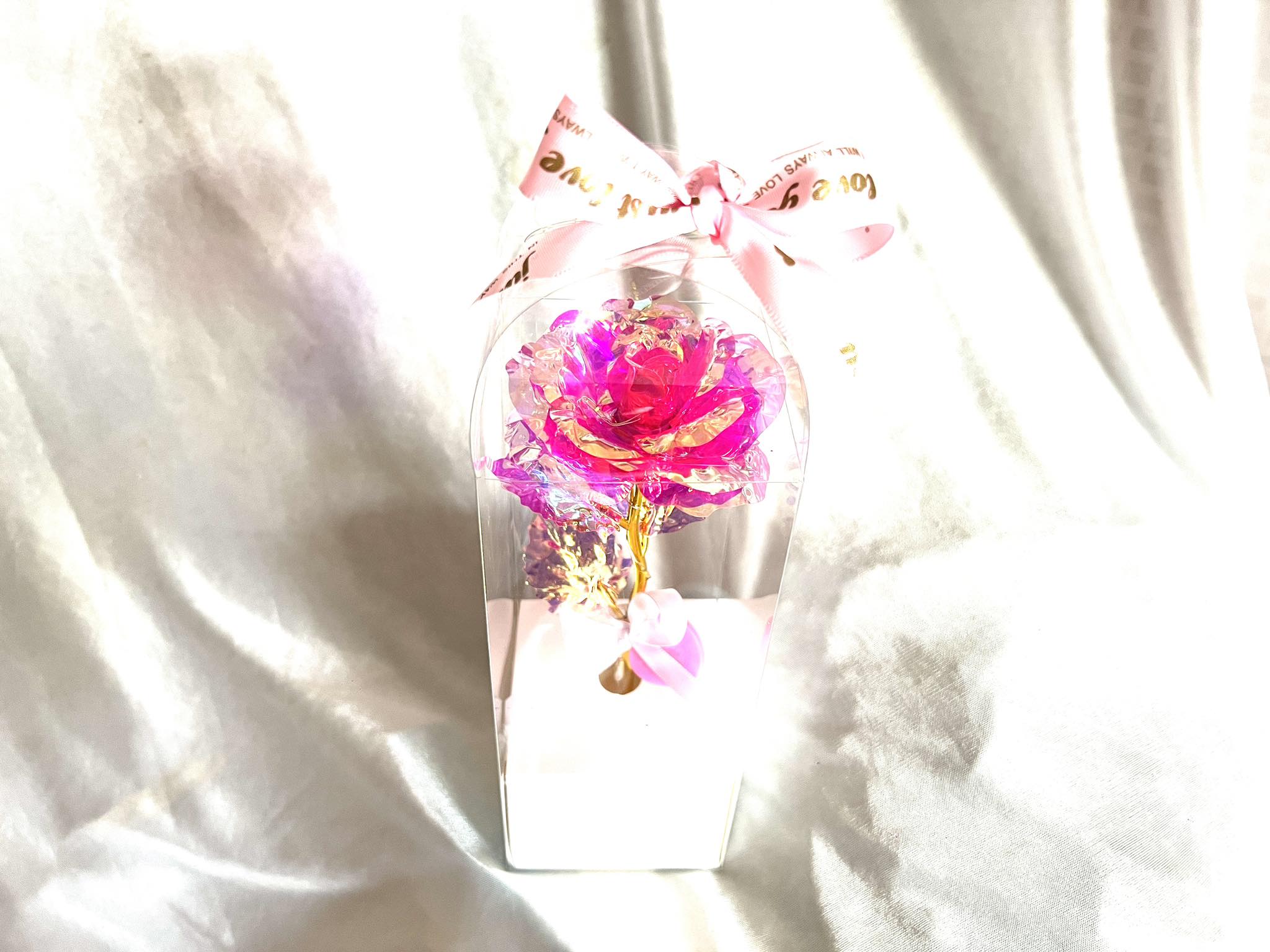 hộp hoa hồng mạ vàng  ( làm quà tặng vào dịp lể)