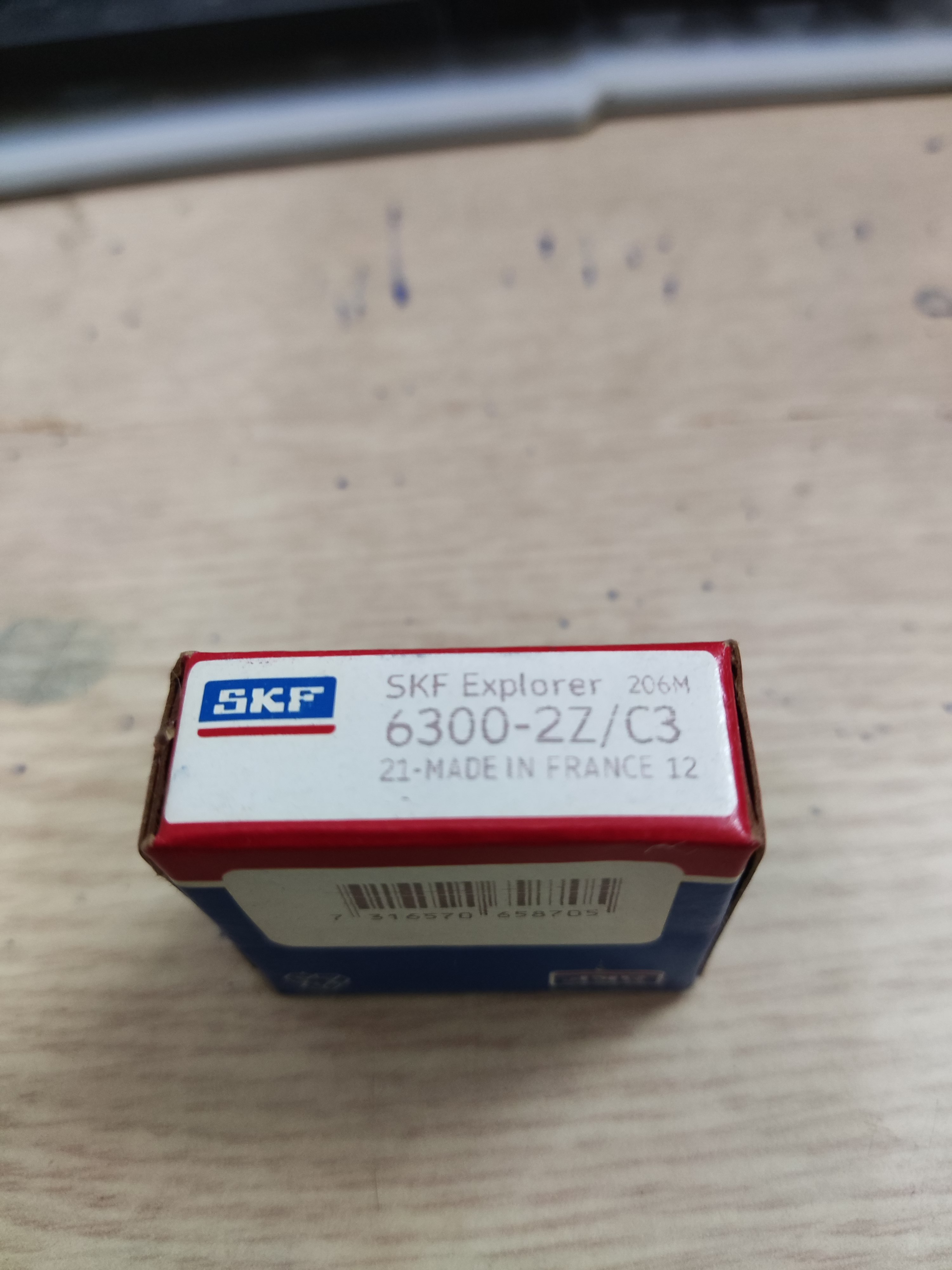 Vòng bi bạc đạn 6300 skf