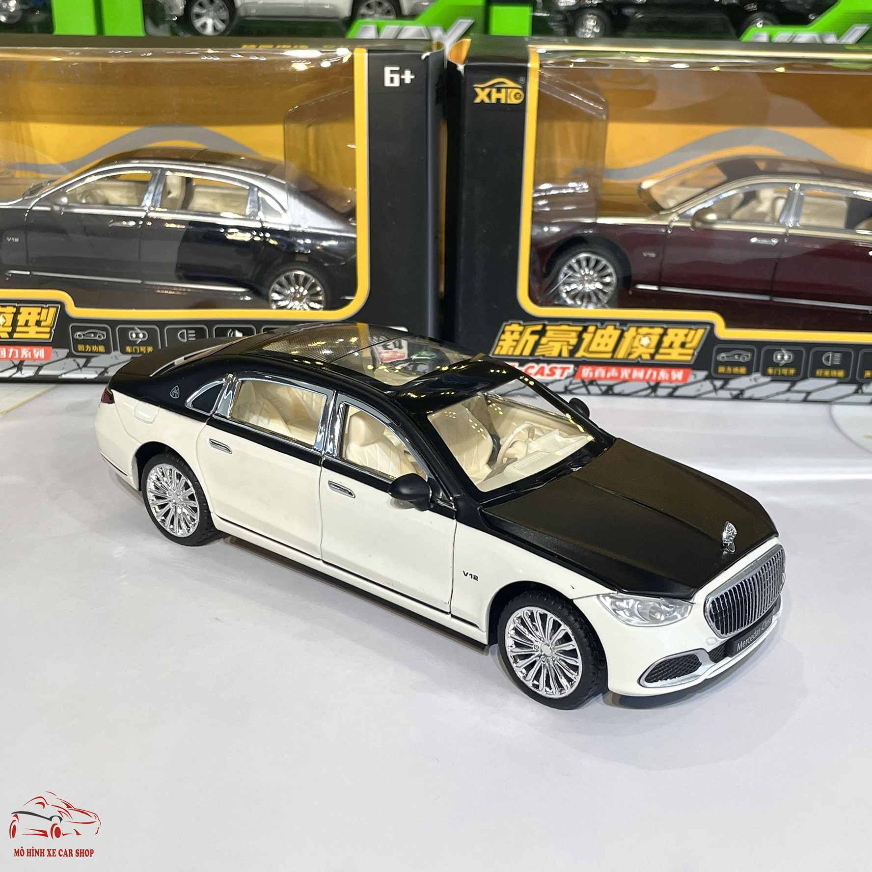 Mô hình xe kim loại Mercedes-Benz Maybach S680 tỉ lệ 1:24 Carshop hãng XHD 3 màu
