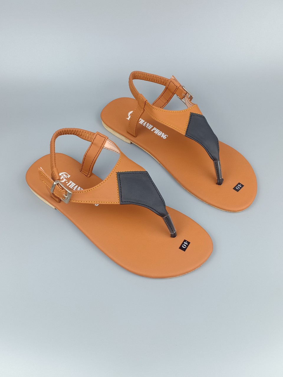 GIÀY SANDAL NỮ ĐẾ THẤP VÁ RÔ CƠ  có size lớn  sz 35-41