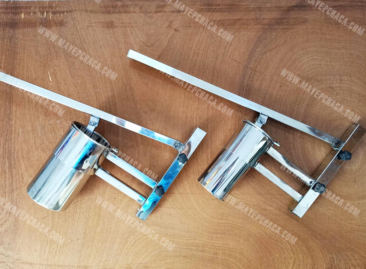 Khuôn và máy ép chả cá cho xe bánh mì chả cá  - nhỏ