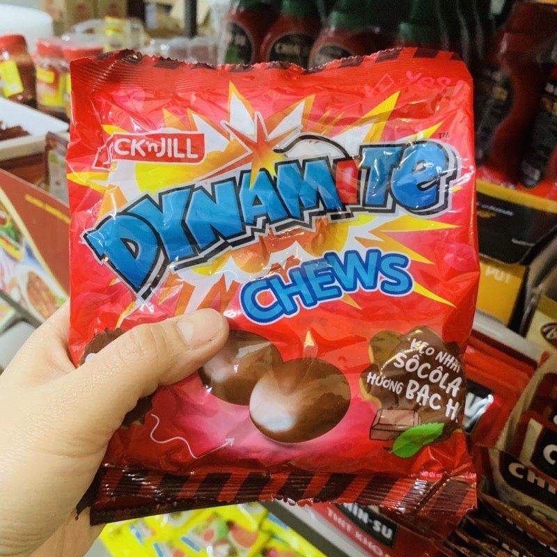 Kẹo socola 3 viên dynamite chews hương bạc hà/dâu cam.