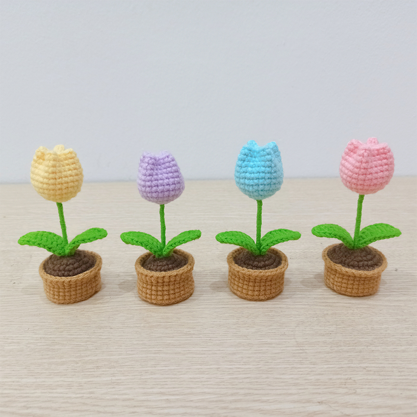 Chậu hoa để bàn, chậu cây mini để bàn, chậu hoa tulip handmade - T1