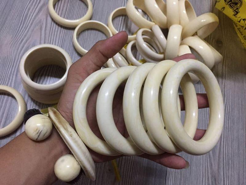 Vòng tay mỹ nghệ Đắk Lắk 12mm