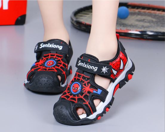 Giày sandal mũi rọ spiderman cá tính cho bé trai đi học đi chơi